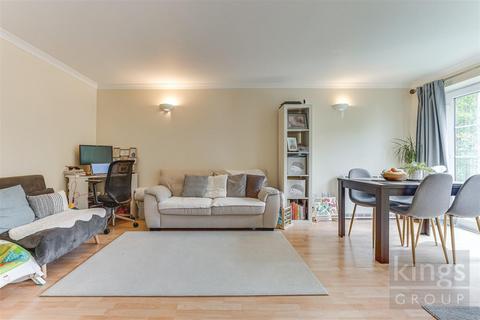 2 bedroom flat for sale, Soper Mews, Enfield- Chain Free