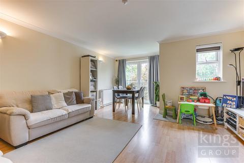 2 bedroom flat for sale, Soper Mews, Enfield- Chain Free