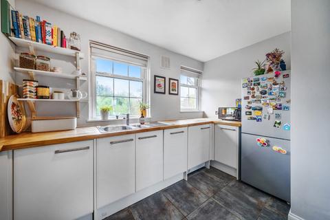 78 Brockill Crescent, London, SE4 2QB