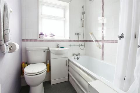 3 bedroom house for sale, Brenchley Road, Gillingham