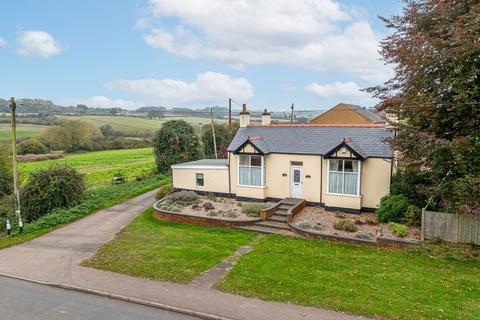 2 bedroom detached bungalow for sale, Rothwell Road, Desborough NN14