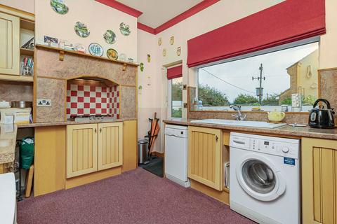 2 bedroom detached bungalow for sale, Rothwell Road, Desborough NN14