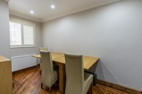 4 bedroom terraced house to rent, Hannibal Road, London, Greater London, E1