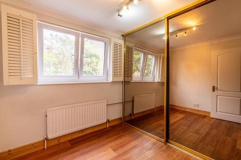 4 bedroom terraced house to rent, Hannibal Road, London, Greater London, E1