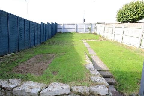 82 The Spinney, Brackla, Bridgend, CF31 2JE