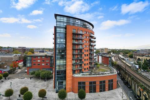 2 bedroom flat for sale, Kings Tower, Chelmsford