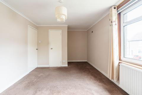 40 Clermiston Crescent, Edinburgh, EH4 7BR