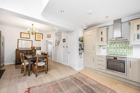 9 Adelaide Road, London, E10 5NN