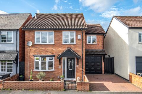 4 bedroom detached house for sale, Junction Road, Bromsgrove, Worcestershire, B61