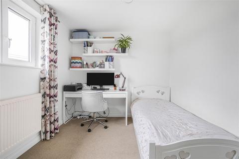 22 Humphreys Road, Cambridge, CB4 2JR