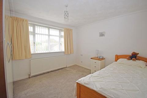 24 Willow Road, Bromsgrove, B61 8PW