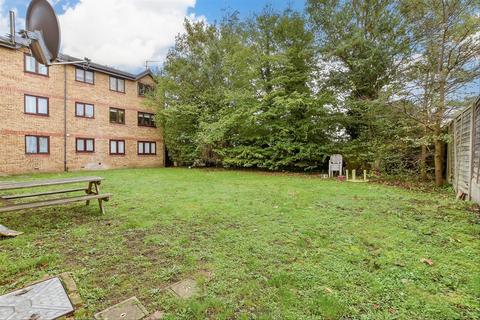 2 bedroom ground floor flat for sale, Overton Drive, Romford, Essex