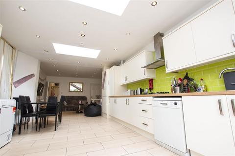 5 bedroom apartment to rent, Harborne Park Road, Birmingham B17