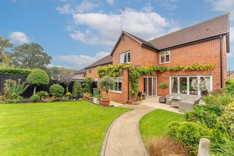 4 bedroom detached house for sale, Parkwood Close, Damstead Park, Alfreton, Derbyshire, DE55