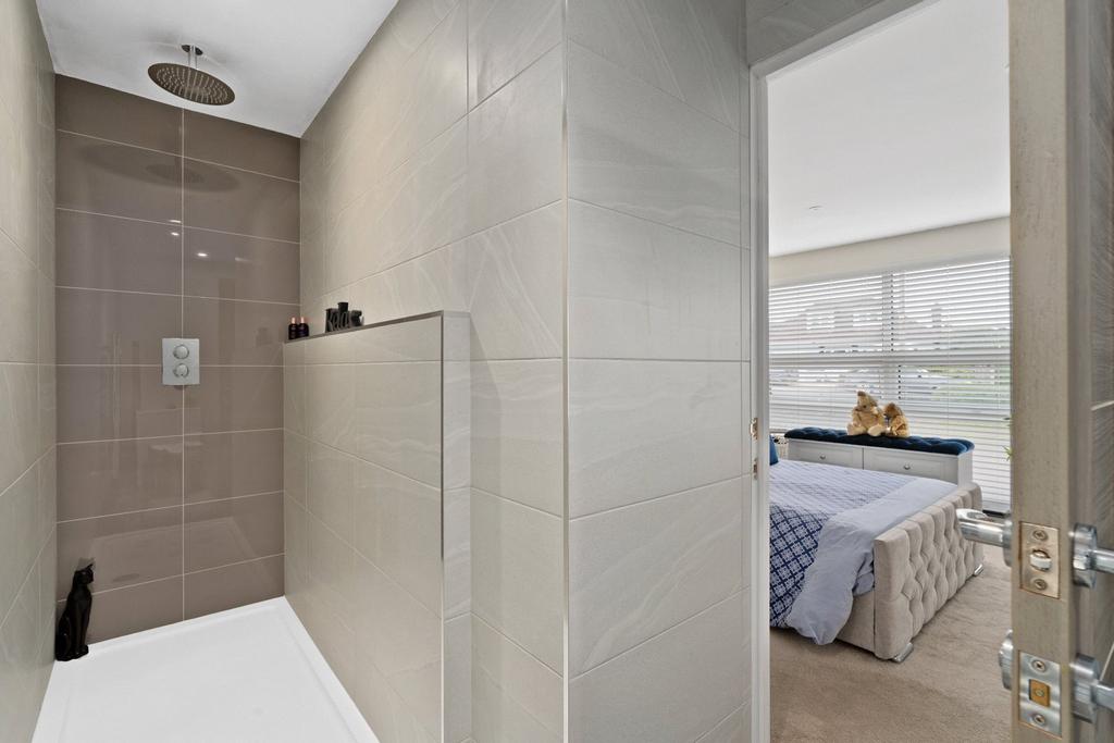 Ensuite Shower Room