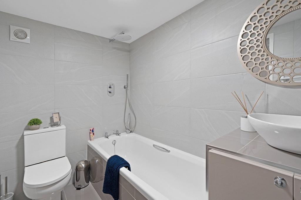Ensuite Bathroom