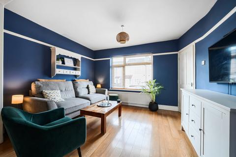 30 Dunton Road, Romford, RM1 4AH