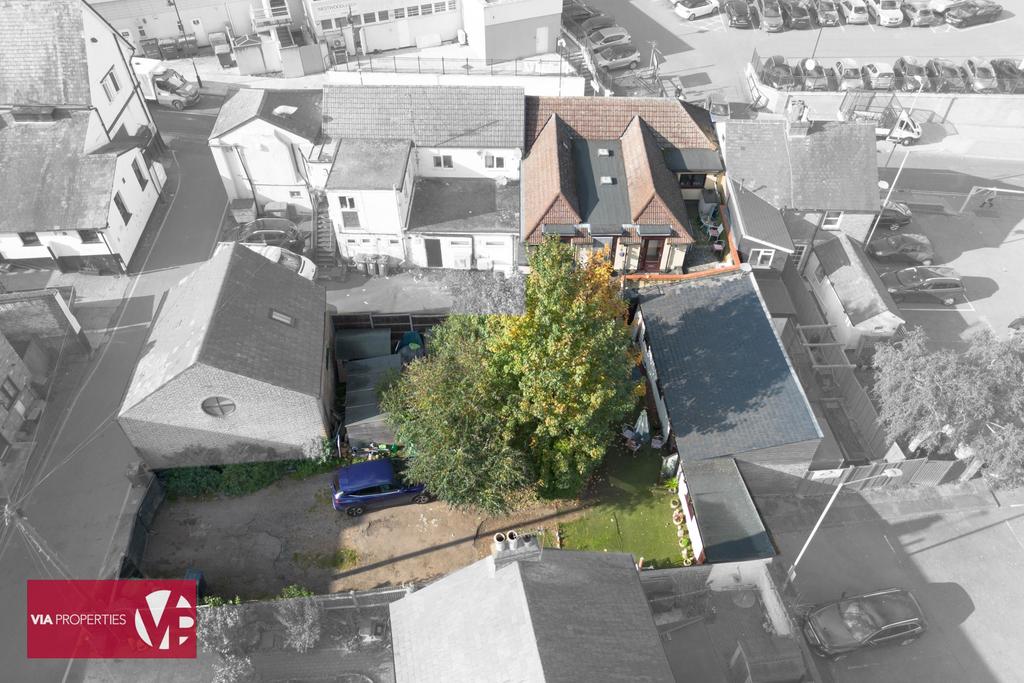 11 Burford Street Hoddesdon via properties...