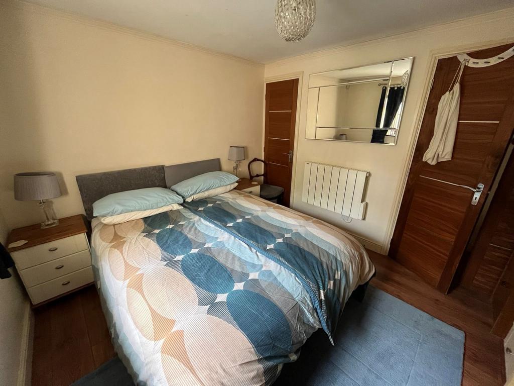 11 Burford Street Hoddesdon via properties...