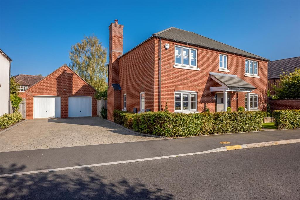 Hewitt Road, Barford, 5 bed detached house for sale £860,000