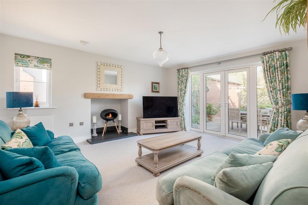 Hewitt Road, Barford, 5 bed detached house for sale £860,000