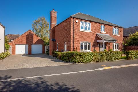 5 bedroom detached house for sale, Hewitt Road, Barford,