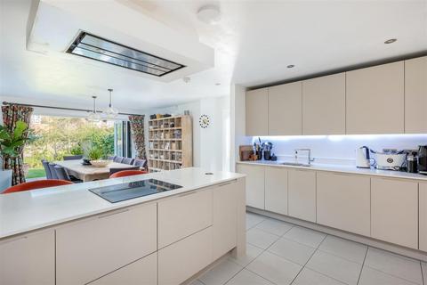 3 Hewitt Road, Barford, Warwick, CV35 8EZ