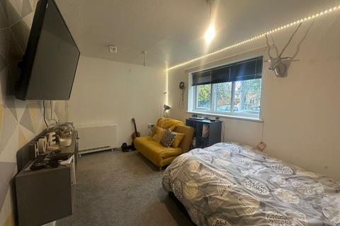 Studio for sale, Warren View, Leicester LE4