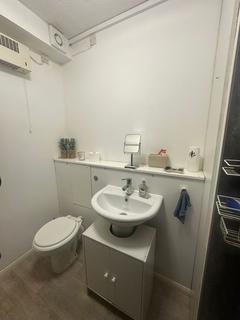 Studio for sale, Warren View, Leicester LE4