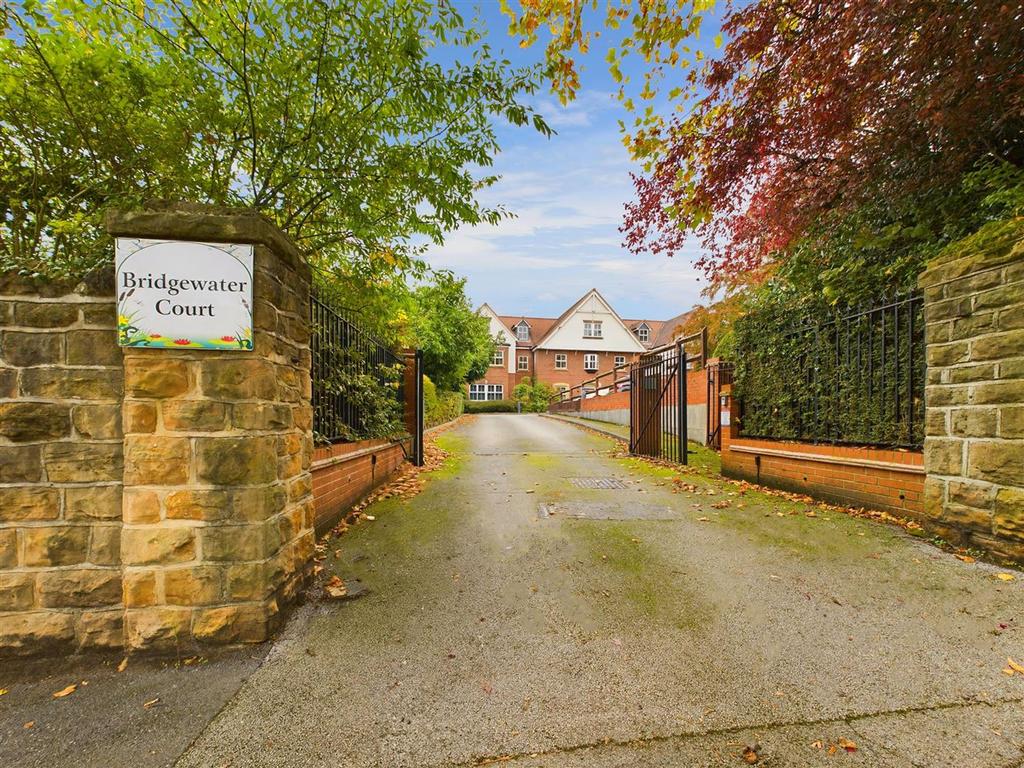 Entrance to Apartments