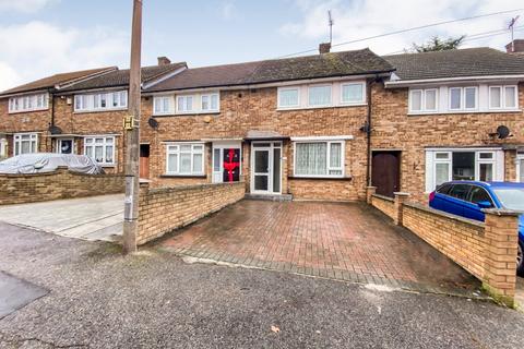 3 bedroom terraced house for sale, Corran Way, South Ockendon, Essex, RM15 6AR