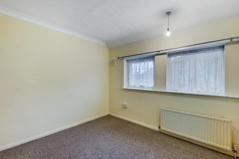 3 bedroom terraced house for sale, Corran Way, South Ockendon, Essex, RM15 6AR