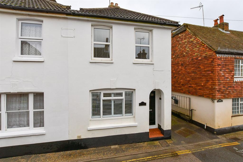The Street, Maidstone, Kent 2 bed semidetached house for sale £450,000