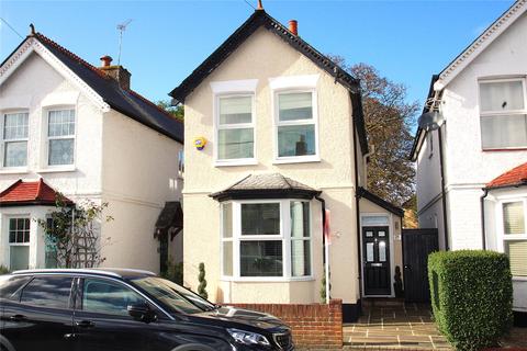 3 bedroom detached house for sale, Florence Road, Walton On Thames, KT12