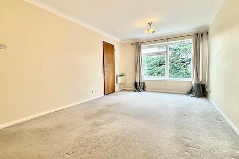 1 bedroom apartment to rent, Upper Edgeborough Road