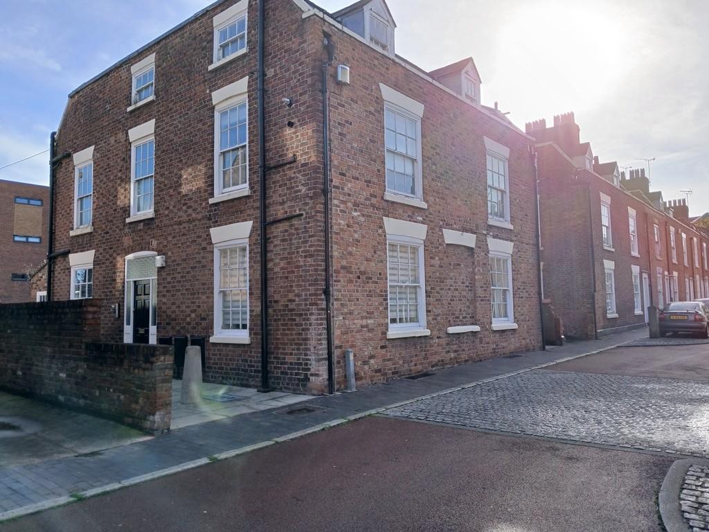 The building on Egerton Street