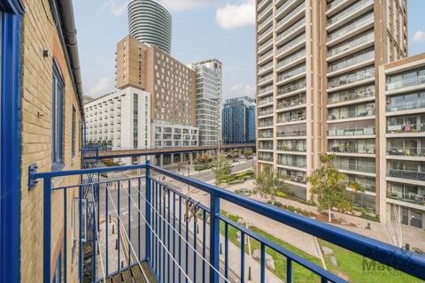 2 bedroom flat to rent, Peninsula Court, Canary Wharf, E14