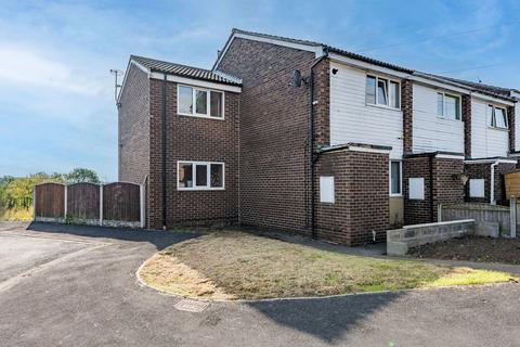 3 bedroom end of terrace house for sale, Mill View, Knottingley WF11