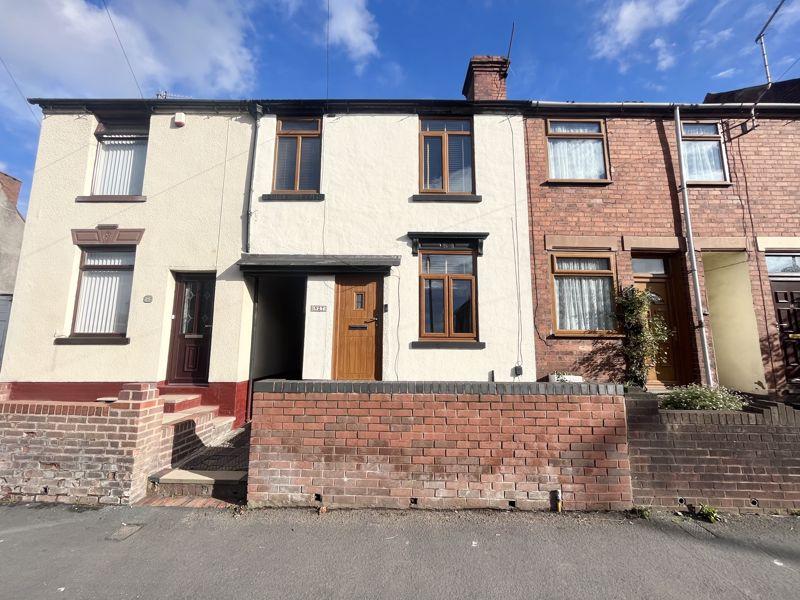 High Oak, Brierley Hill DY5 3 bed terraced house for sale £160,000