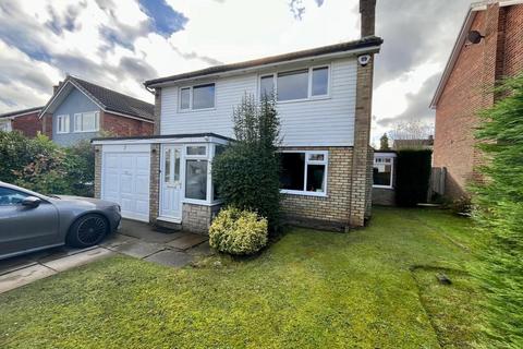 4 bedroom detached house for sale, Leeds LS17