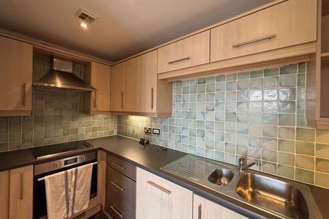 1 bedroom flat for sale, 127 Holland Gardens, Brentford, Middlesex, TW8 0AZ