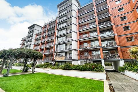 127 Holland Gardens, Brentford, TW8 0AZ