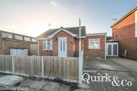2 bedroom detached bungalow for sale, Tilburg Road, Canvey Island, SS8