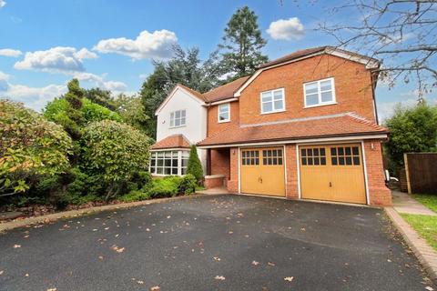 5 bedroom detached house to rent, Top Park Close, Warburton, Lymm