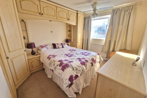 3 bedroom terraced house for sale, Larchwood Road, Coventry CV7