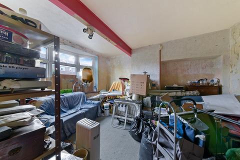 192 Abbotsbury Road, Morden, SM4 5JS