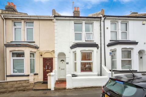 3 bedroom terraced house for sale, Livingstone Road, Kent ME7