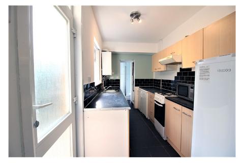 4 bedroom house to rent, Birmingham B29