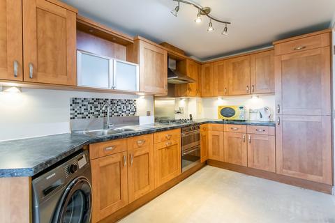 25/8 Springfield Street, Edinburgh, EH6 5DE
