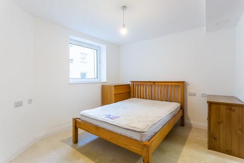 25/8 Springfield Street, Edinburgh, EH6 5DE